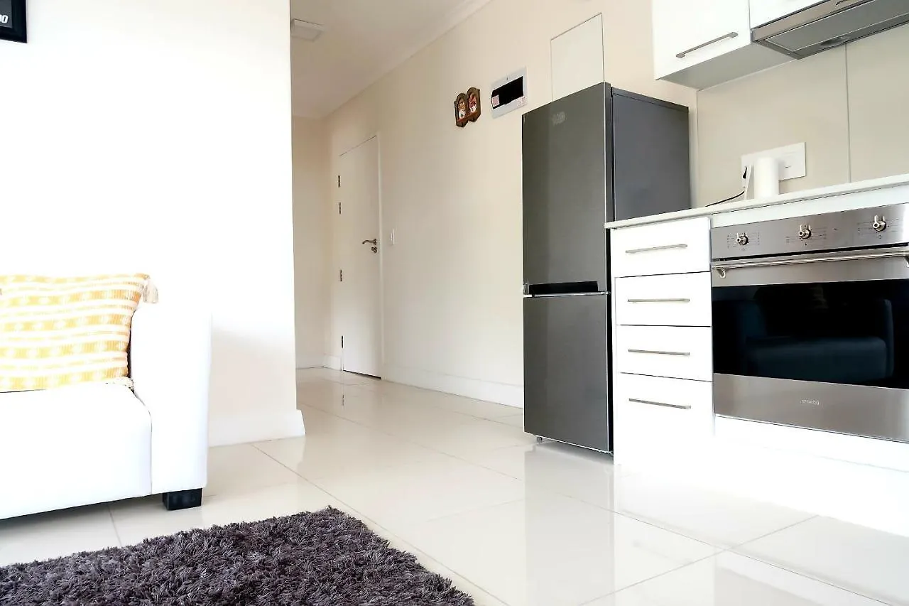 Cape Town Top Floor, With Table Mountain Apartamento